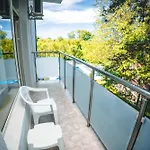 Apartmán и марая *